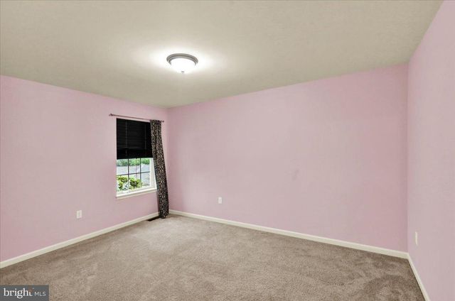181 SCOTLAND DR, Reading, PA 19606