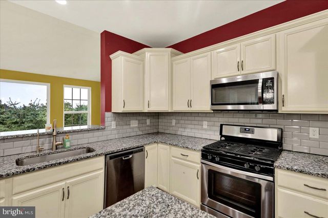 181 SCOTLAND DR, Reading, PA 19606
