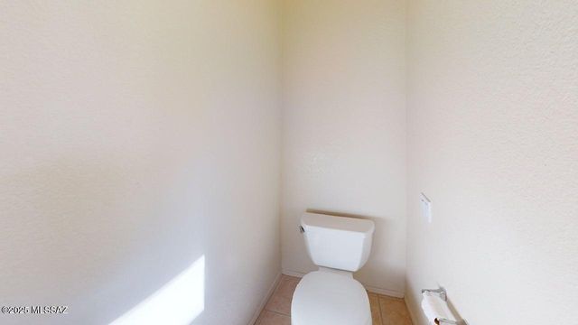 9413 N Desert Mist Lane, Tucson, AZ 85743