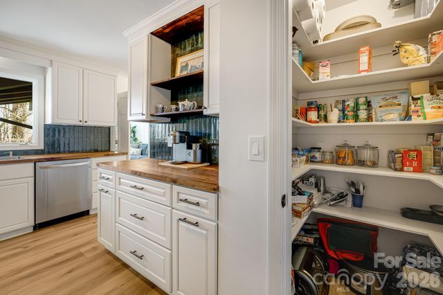 254 Orchard Circle, Laurel Park, NC 28739