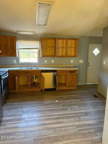 567 Miller Road, Benson, NC 27504