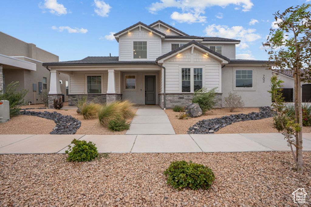 702 W JUNIPER DR, St. George, UT 84790