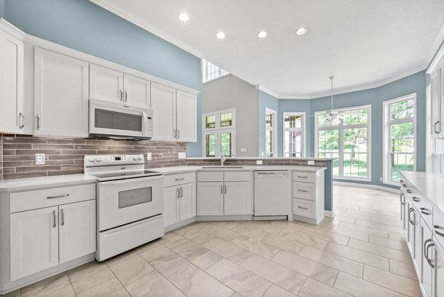 817 Salisbury Way, Clarksville, TN 37043