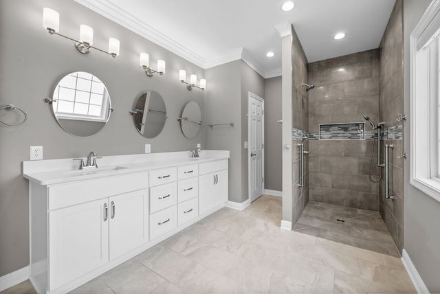 817 Salisbury Way, Clarksville, TN 37043