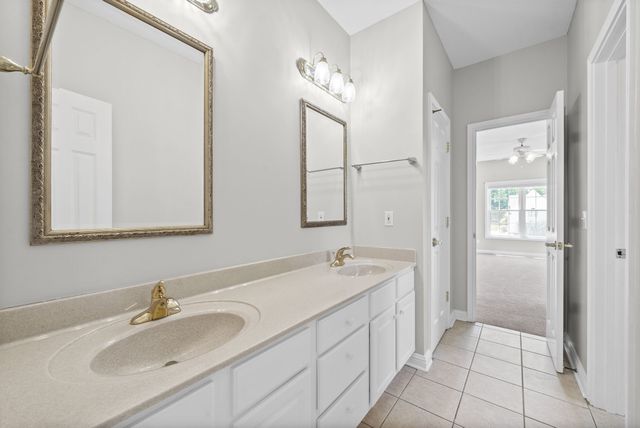 817 Salisbury Way, Clarksville, TN 37043