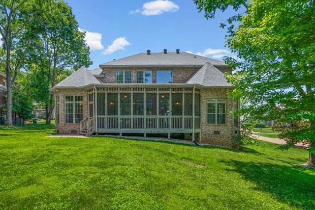 817 Salisbury Way, Clarksville, TN 37043