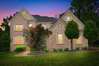 817 Salisbury Way, Clarksville, TN 37043