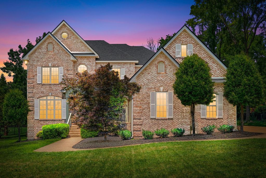 817 Salisbury Way, Clarksville, TN 37043