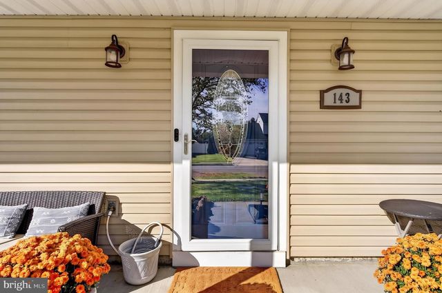 143 GREENBROOK DR, Marlton, NJ 08053