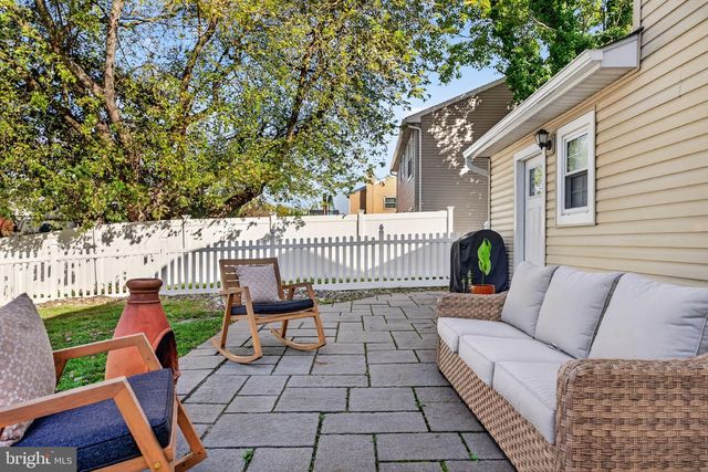 143 GREENBROOK DR, Marlton, NJ 08053