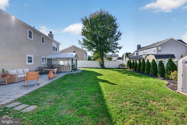 143 GREENBROOK DR, Marlton, NJ 08053