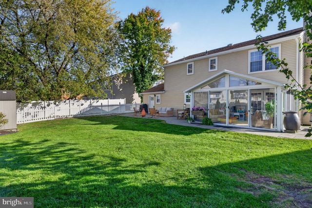 143 GREENBROOK DR, Marlton, NJ 08053