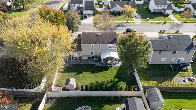 143 GREENBROOK DR, Marlton, NJ 08053