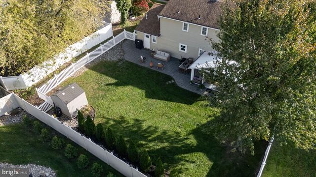 143 GREENBROOK DR, Marlton, NJ 08053