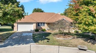 5 Seminary Court, Hazelwood, MO 63031