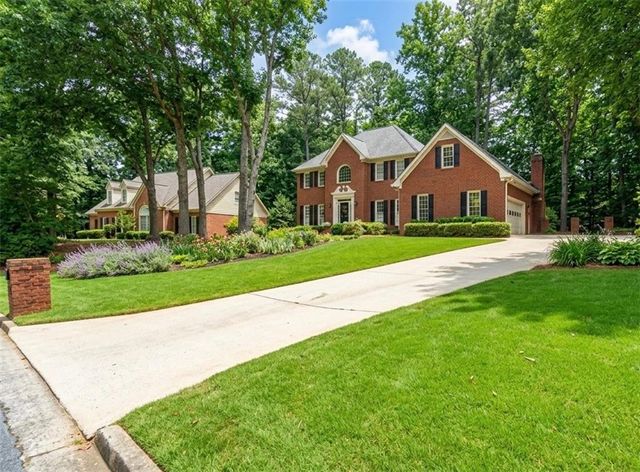 5435 Hoylake Court, Johns Creek, GA 30097