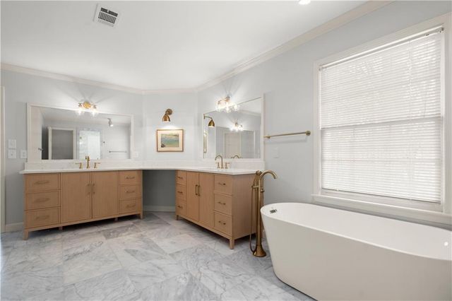 5435 Hoylake Court, Johns Creek, GA 30097