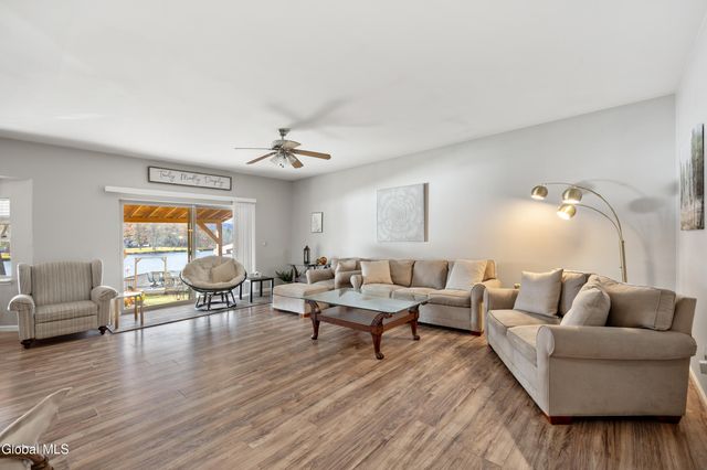 4 Big Bay Road, Queensbury, NY 12804