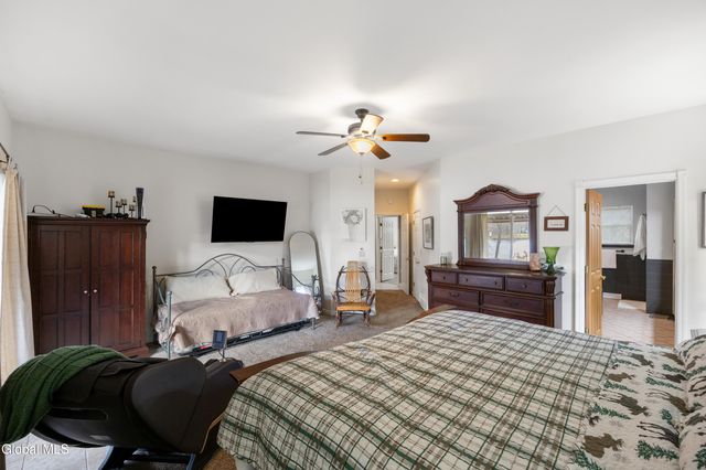 4 Big Bay Road, Queensbury, NY 12804