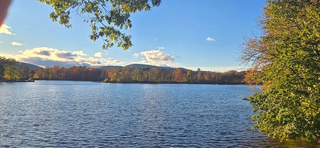 4 Big Bay Road, Queensbury, NY 12804