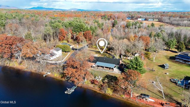 4 Big Bay Road, Queensbury, NY 12804