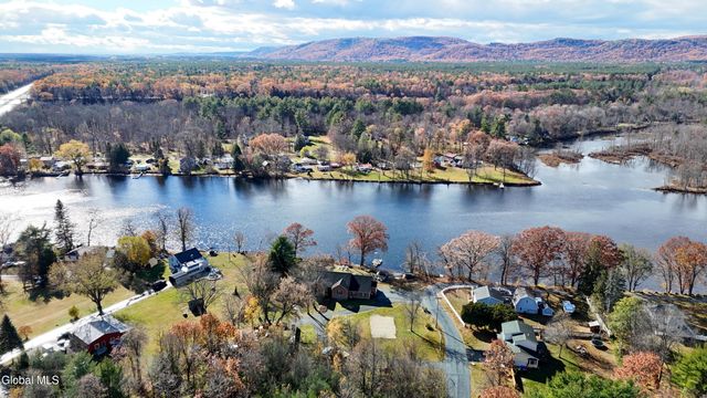 4 Big Bay Road, Queensbury, NY 12804