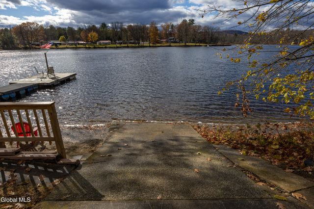 4 Big Bay Road, Queensbury, NY 12804