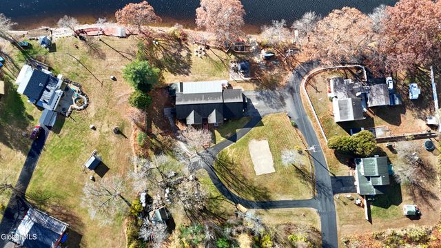 4 Big Bay Road, Queensbury, NY 12804