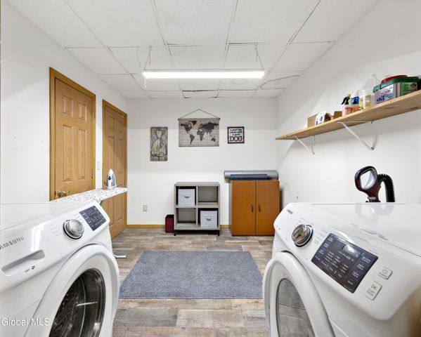 4 Big Bay Road, Queensbury, NY 12804