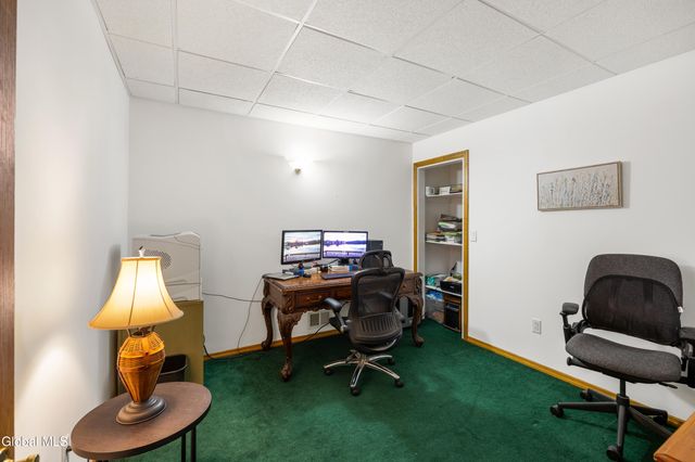 4 Big Bay Road, Queensbury, NY 12804