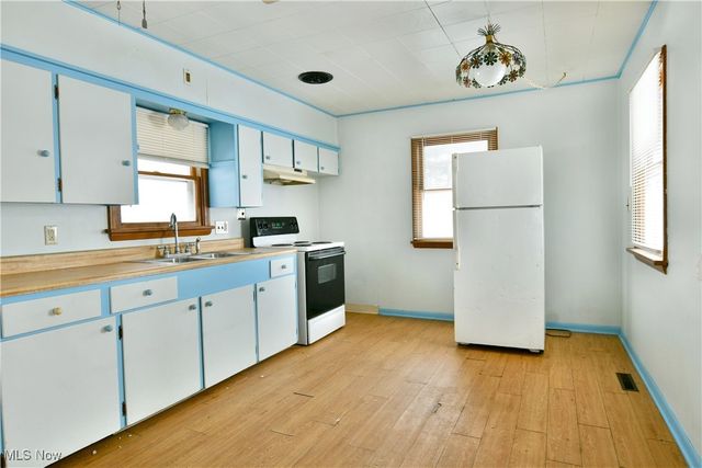 12977 South Avenue, North Lima, OH 44452