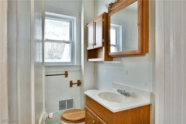 12977 South Avenue, North Lima, OH 44452