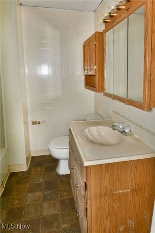 12977 South Avenue, North Lima, OH 44452