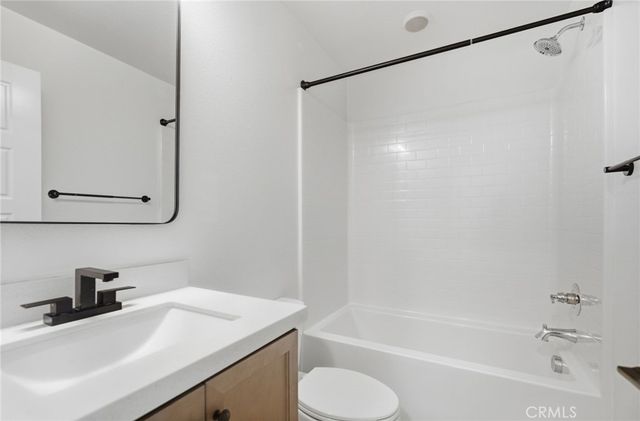 32806 Crown Point, Lake Elsinore, CA 92530