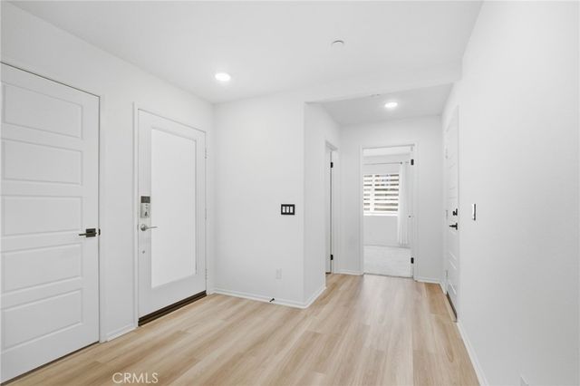 32806 Crown Point, Lake Elsinore, CA 92530