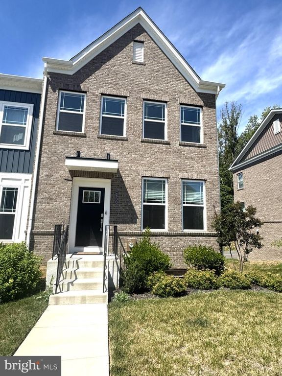 2800 BRIDGEWATER DR, Bryans Road, MD 20616