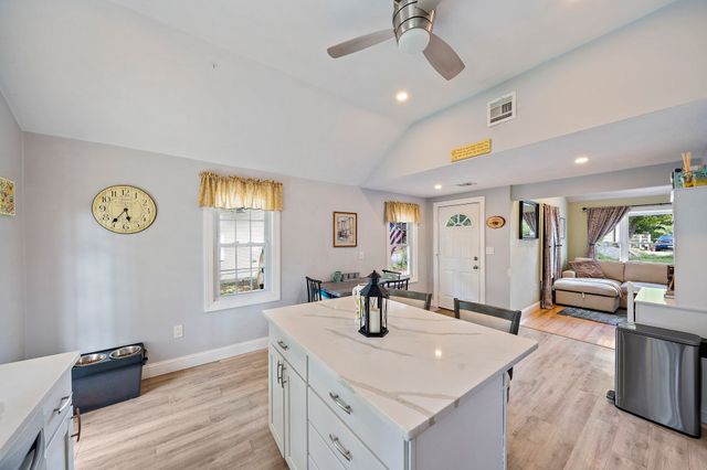 45 Coleman St, Abington, MA 02351