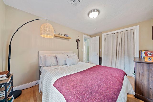 45 Coleman St, Abington, MA 02351