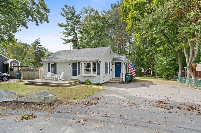 45 Coleman St, Abington, MA 02351