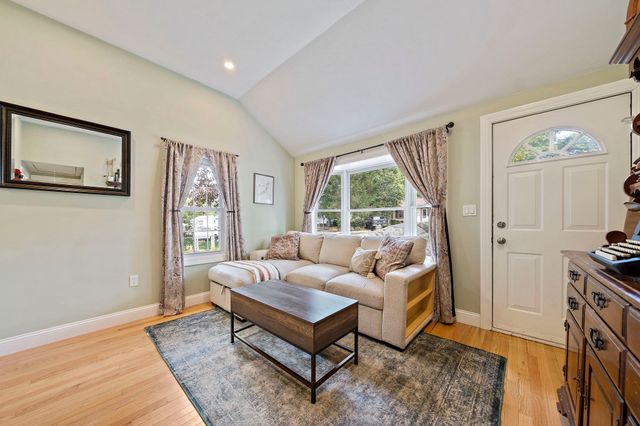 45 Coleman St, Abington, MA 02351