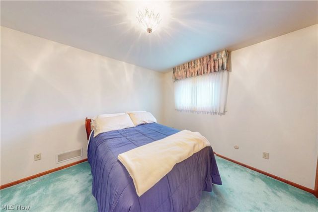 401 Linduff Avenue, Steubenville, OH 43952