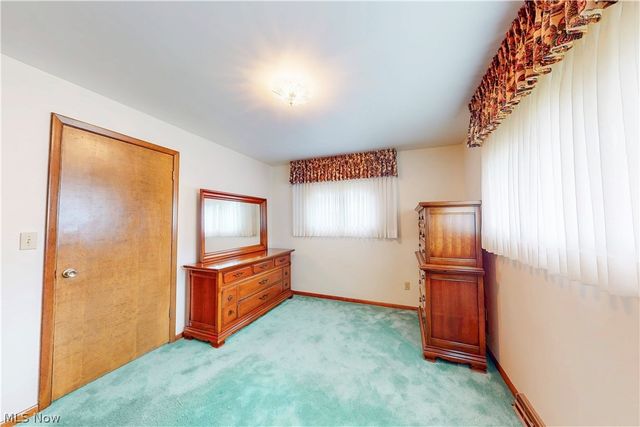 401 Linduff Avenue, Steubenville, OH 43952