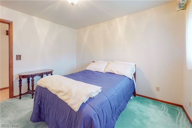 401 Linduff Avenue, Steubenville, OH 43952