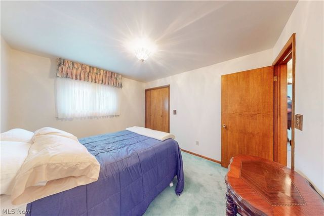 401 Linduff Avenue, Steubenville, OH 43952