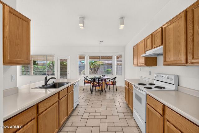 1453 E DESERT INN Drive, Chandler, AZ 85249