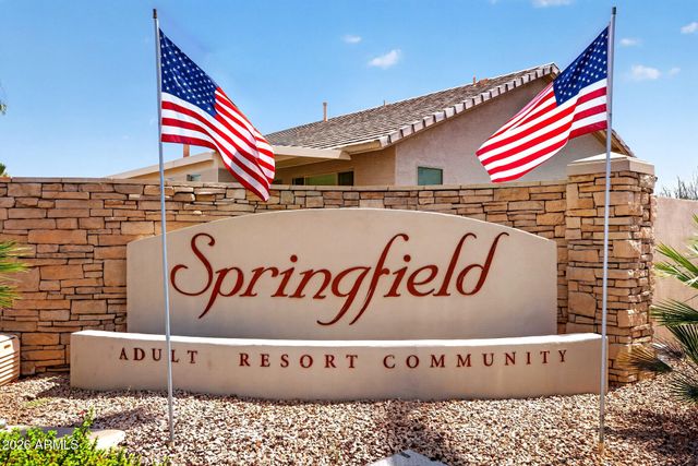 1453 E DESERT INN Drive, Chandler, AZ 85249