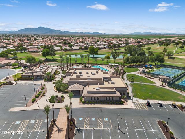 1453 E DESERT INN Drive, Chandler, AZ 85249