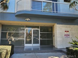 214 S Alexandria 203, Los Angeles, CA 90004