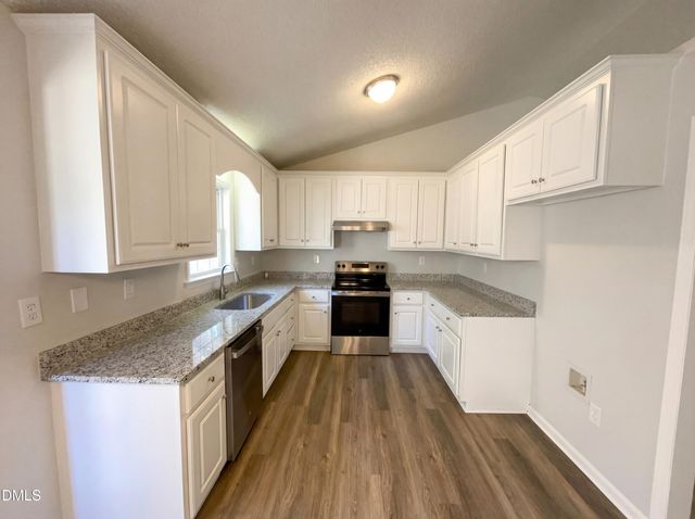 135 Sommerset Drive, Clayton, NC 27520