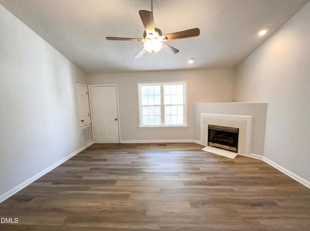 135 Sommerset Drive, Clayton, NC 27520